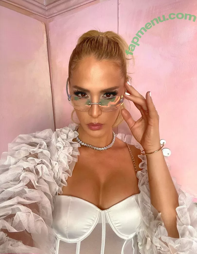 Carmen Carrera nude photo #0090 (804809232 / Carmen_Carrera)