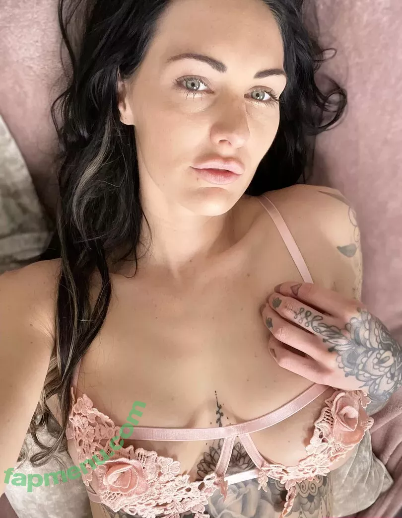 carmen_divinefree nude photo #0048 (mzsouthernflava)