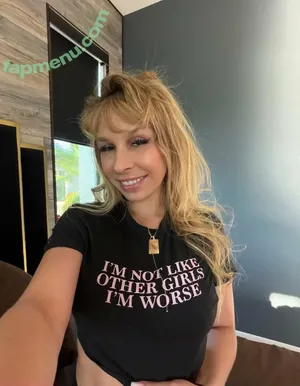 carmencalixxx / carmencalientefanpage nude photo #0992