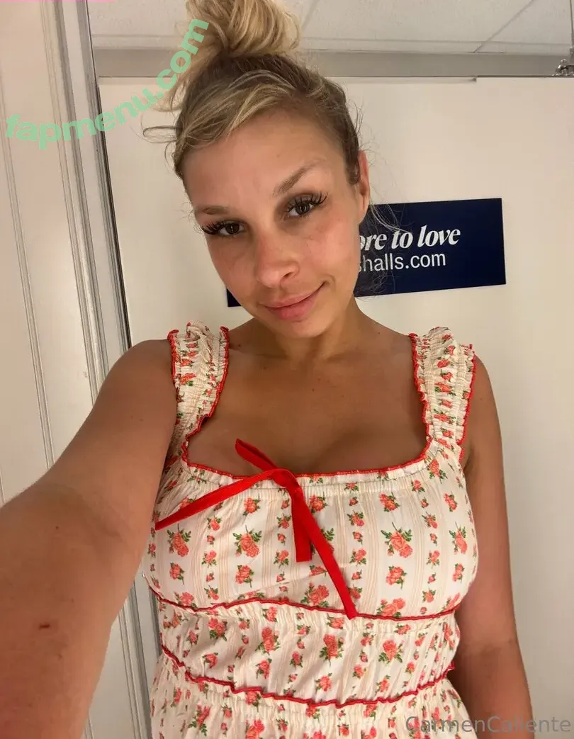 carmencalixxx nude photo #0924 (carmencalientefanpage)