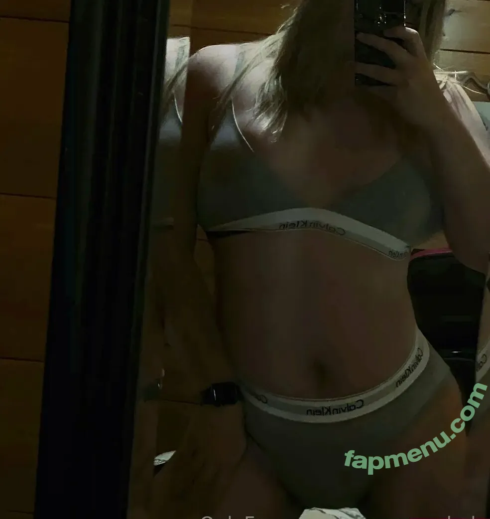 carmenmahole nude photo #0020 (carmenmahole)