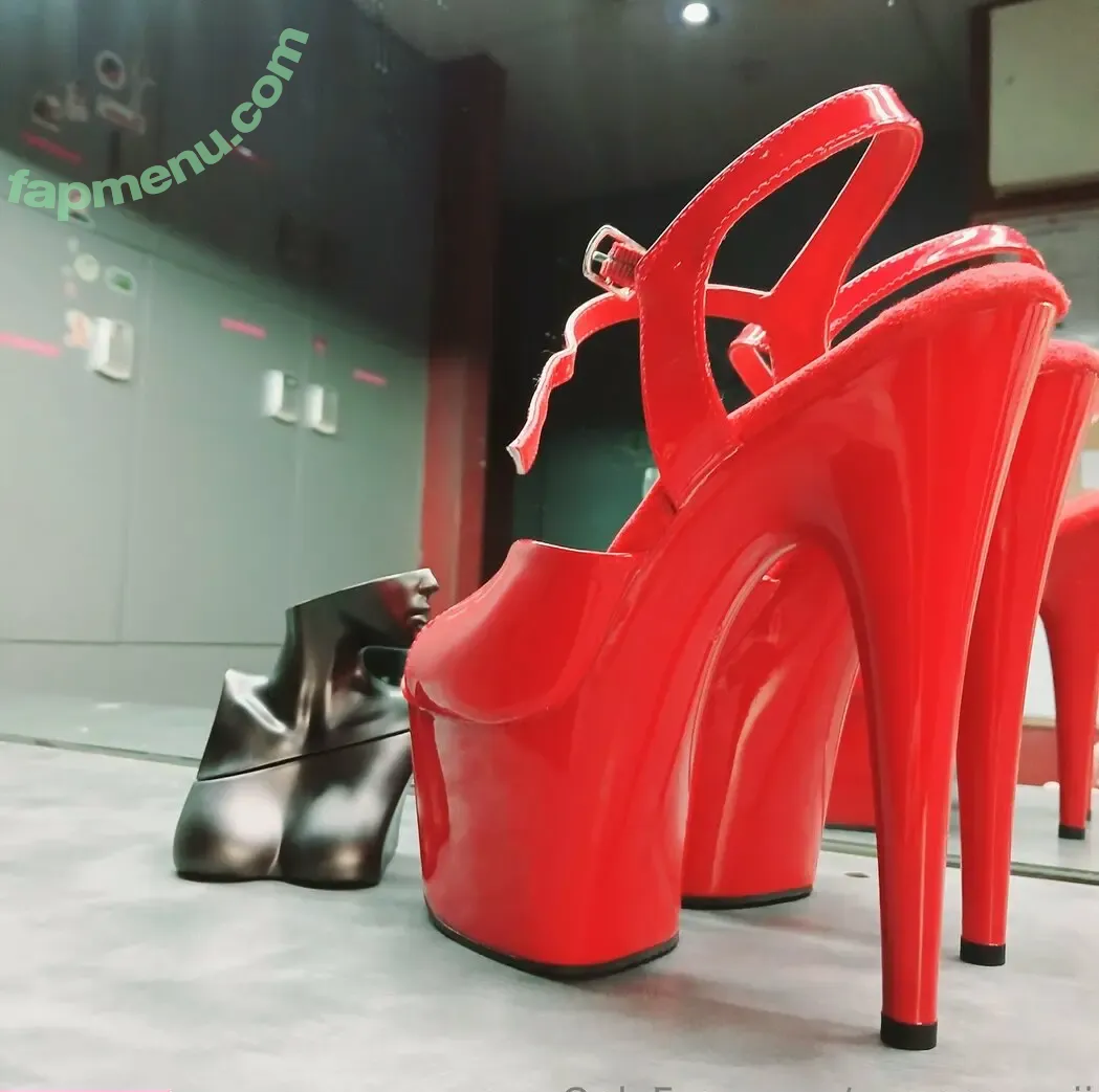 carmenxxvii nude photo #0001 (_carmeen23)