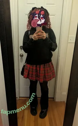 Carmilla Roux / camillerouxart / carmillaroux nude photo #0077