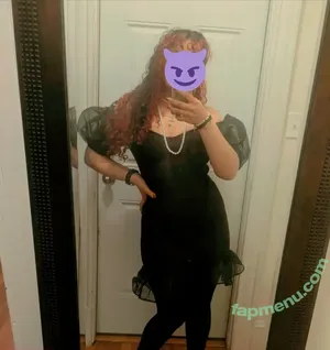 Carmilla Roux / camillerouxart / carmillaroux nude photo #0089