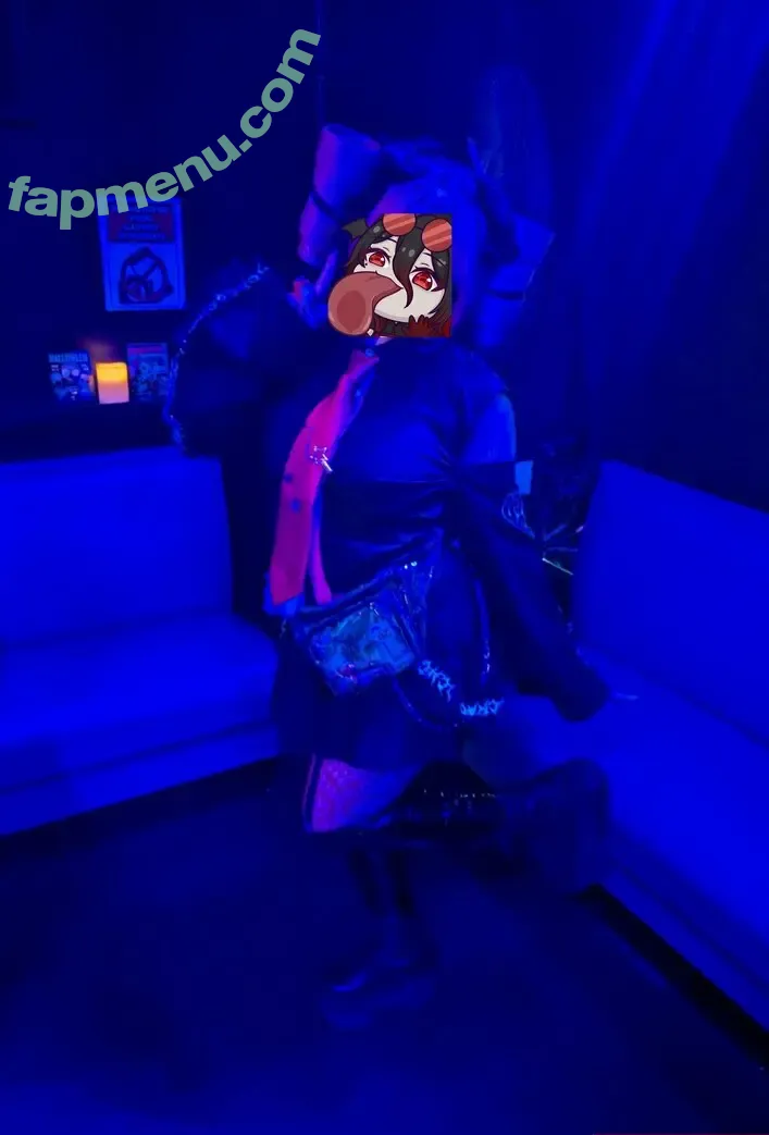 Carmilla Roux nude photo #0066 (camillerouxart / carmillaroux)