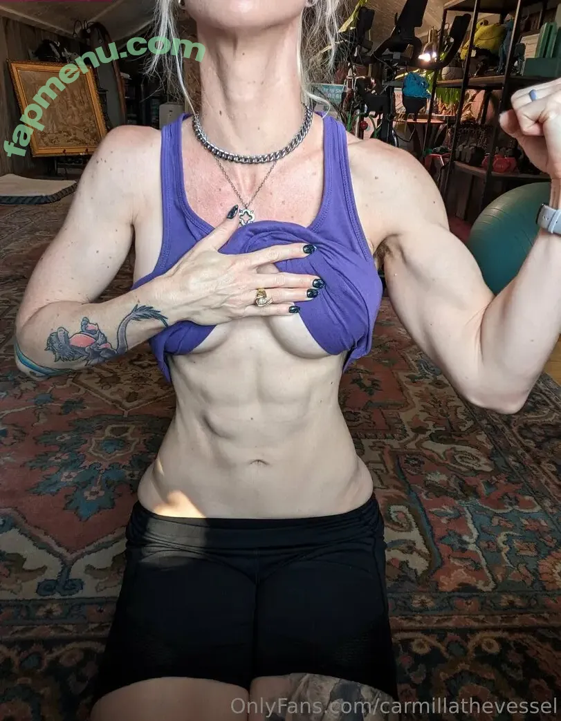 carmillathevessel nude photo #0011 (carmillluhs)