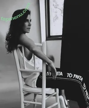 Carol Barcellos / carolbarcellos nude photo #0031