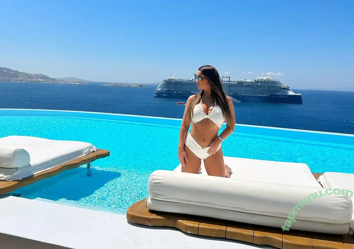 Carol Dias nude photo #0185 (Ex-Panicat / caroldias / realcaroldias)