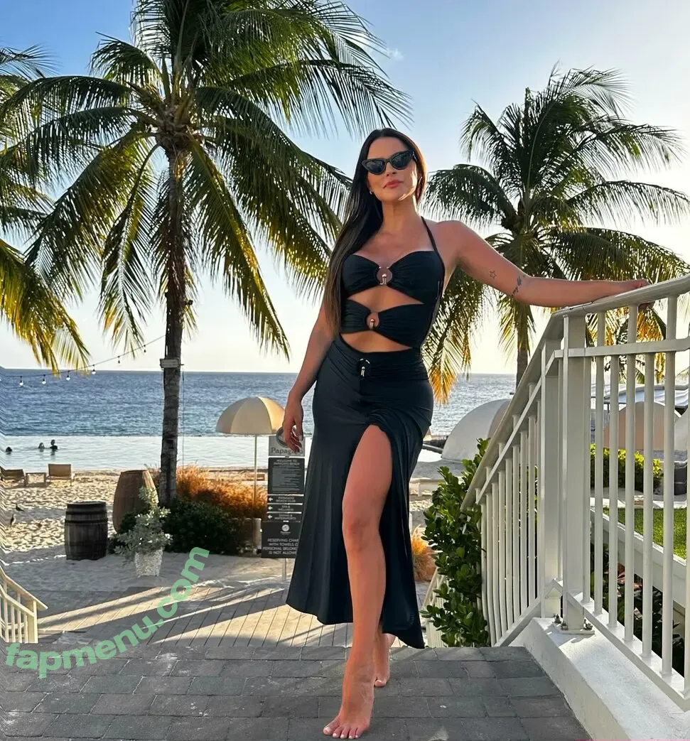 Carol Dias nude photo #0189 (Ex-Panicat / caroldias / realcaroldias)