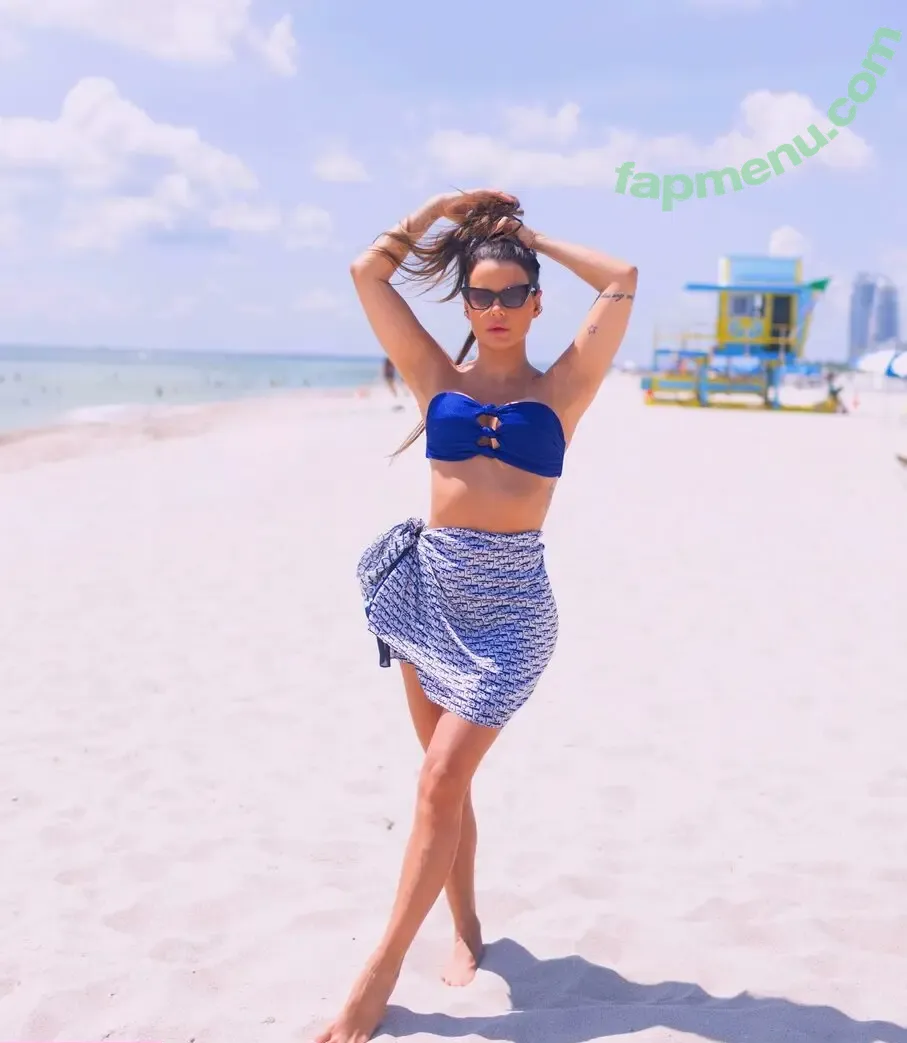 Carol Dias nude photo #0190 (Ex-Panicat / caroldias / realcaroldias)