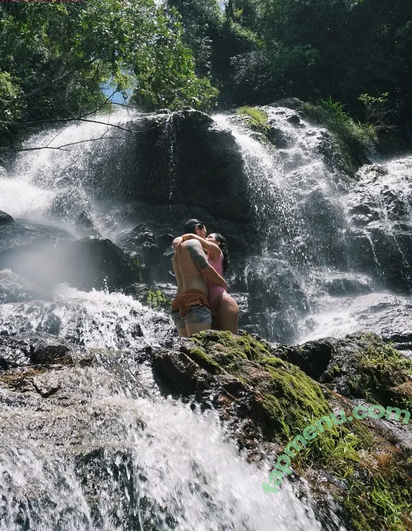 Carol Macedo nude photo #0023 (carolinemacedo)