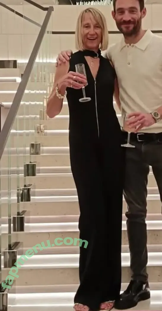 Carol McGiffin nude photo #0026 (the_mcgiff)