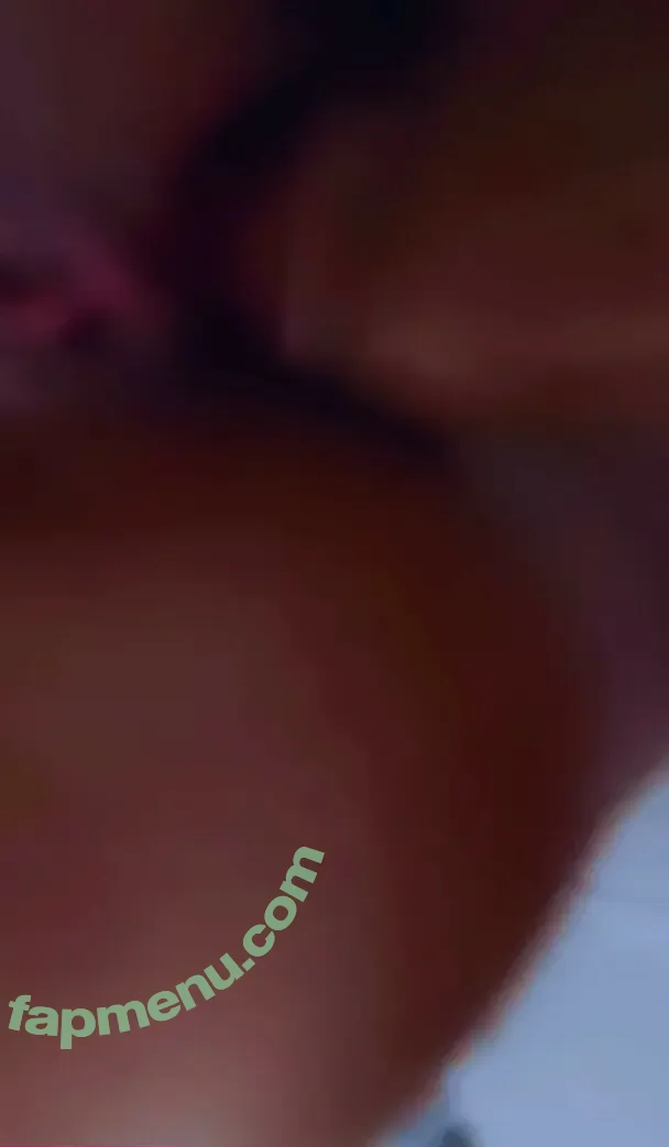 Carol Muniz nude photo #0364 (carolinamunizf / carolmunizbahia)