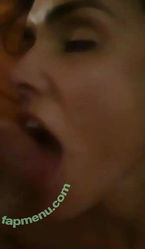 Carol Muniz nude photo #0557 (carolinamunizf / carolmunizbahia)