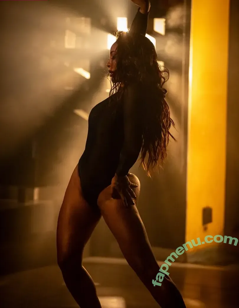 Carol Nakamura nude photo #0208 (carol_nakamura)