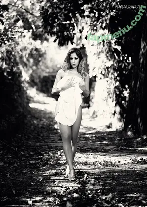 Carol Narizinho / carolnarizinho / emilynarizinho / ex-panicat nude photo #0091