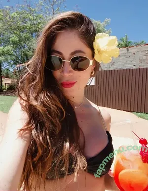 Carol Narizinho / carolnarizinho / emilynarizinho / ex-panicat nude photo #0150