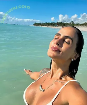 Carol Peixinho / carolpeixinho nude photo #0017