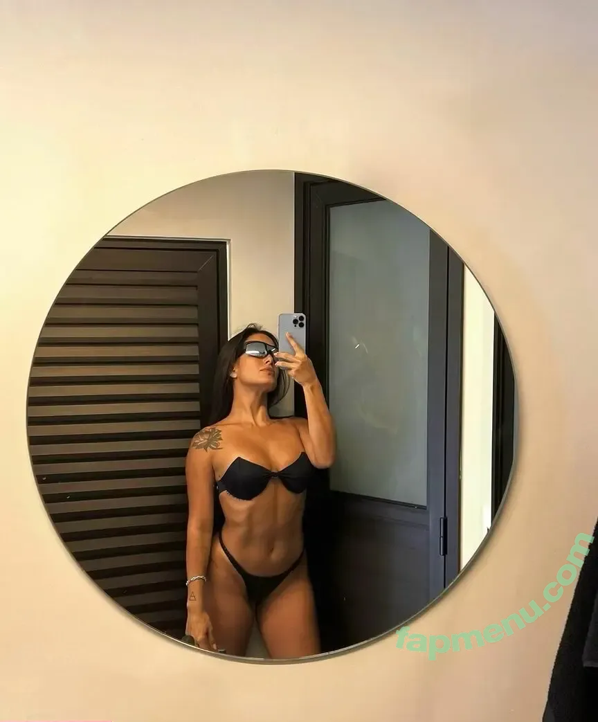 Carol Peixinho nude photo #0025 (carolpeixinho)