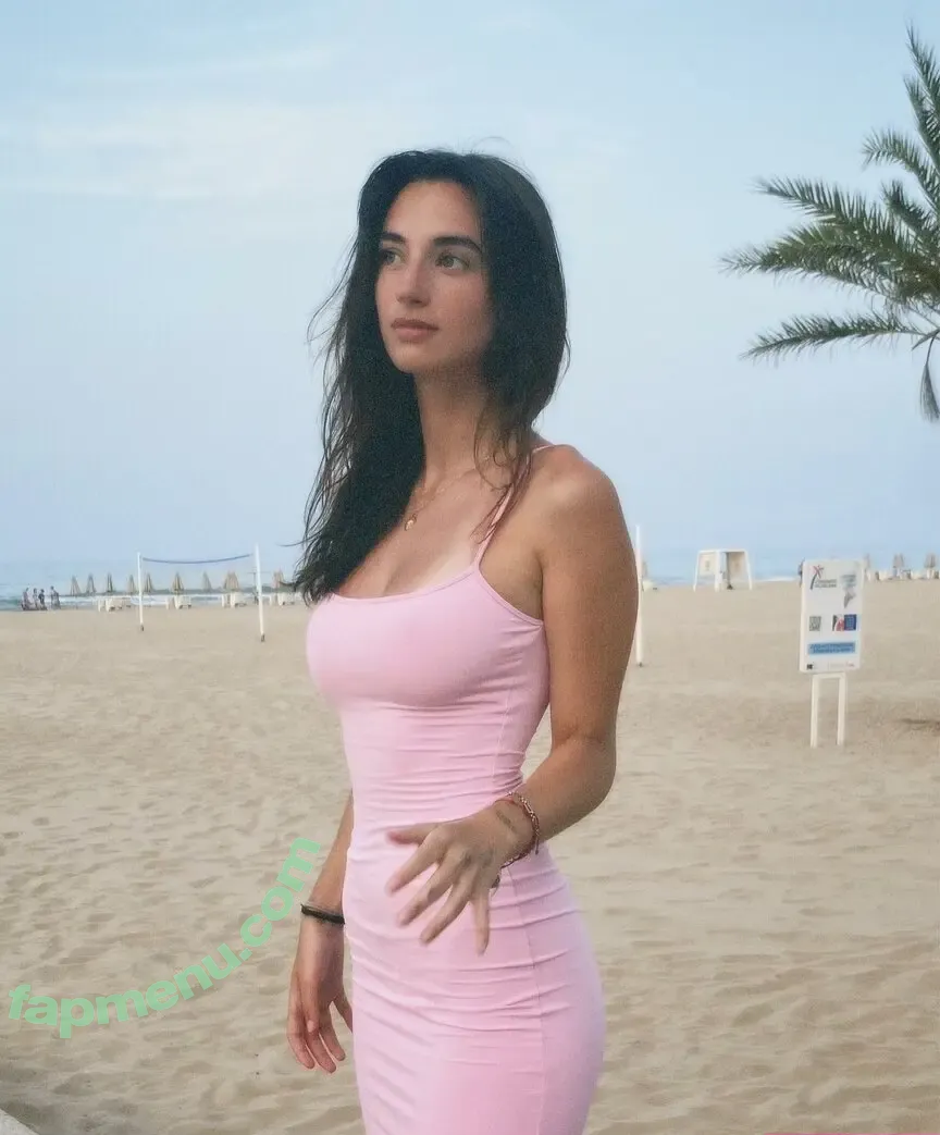 Carol Salamanca nude photo #0013 (carolsalamancaa)