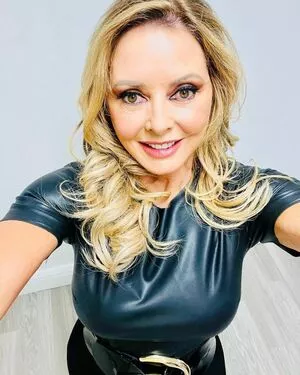 Carol Vorderman / carolvorders nude photo #0309