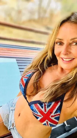 Carol Vorderman / carolvorders nude photo #0525