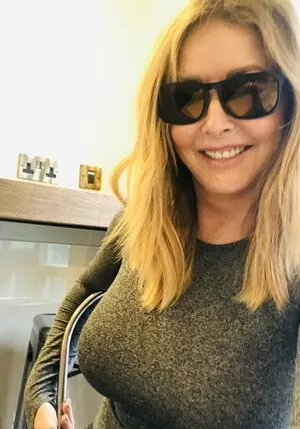 Carol Vorderman / carolvorders nude photo #0617