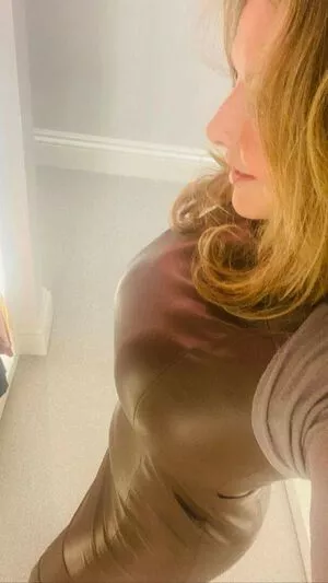 Carol Vorderman / carolvorders nude photo #0644