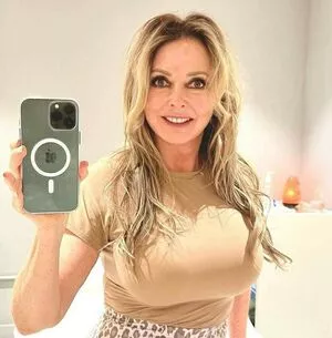 Carol Vorderman / carolvorders nude photo #0748