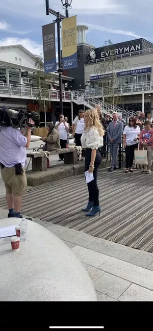 Carol Vorderman / carolvorders nude photo #0790