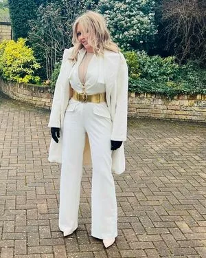 Carol Vorderman / carolvorders nude photo #0836