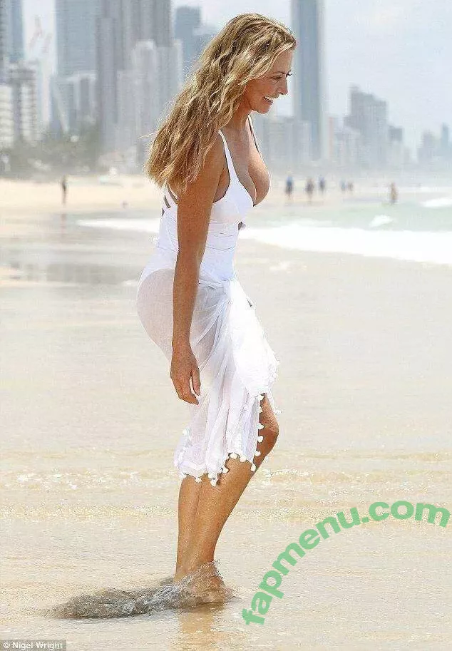 Carol Vorderman nude photo #0652 (carolvorders)