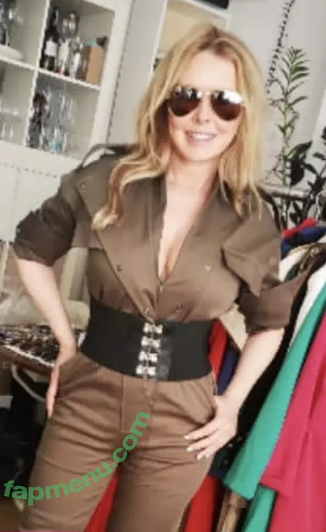 Carol Vorderman nude photo #0705 (carolvorders)