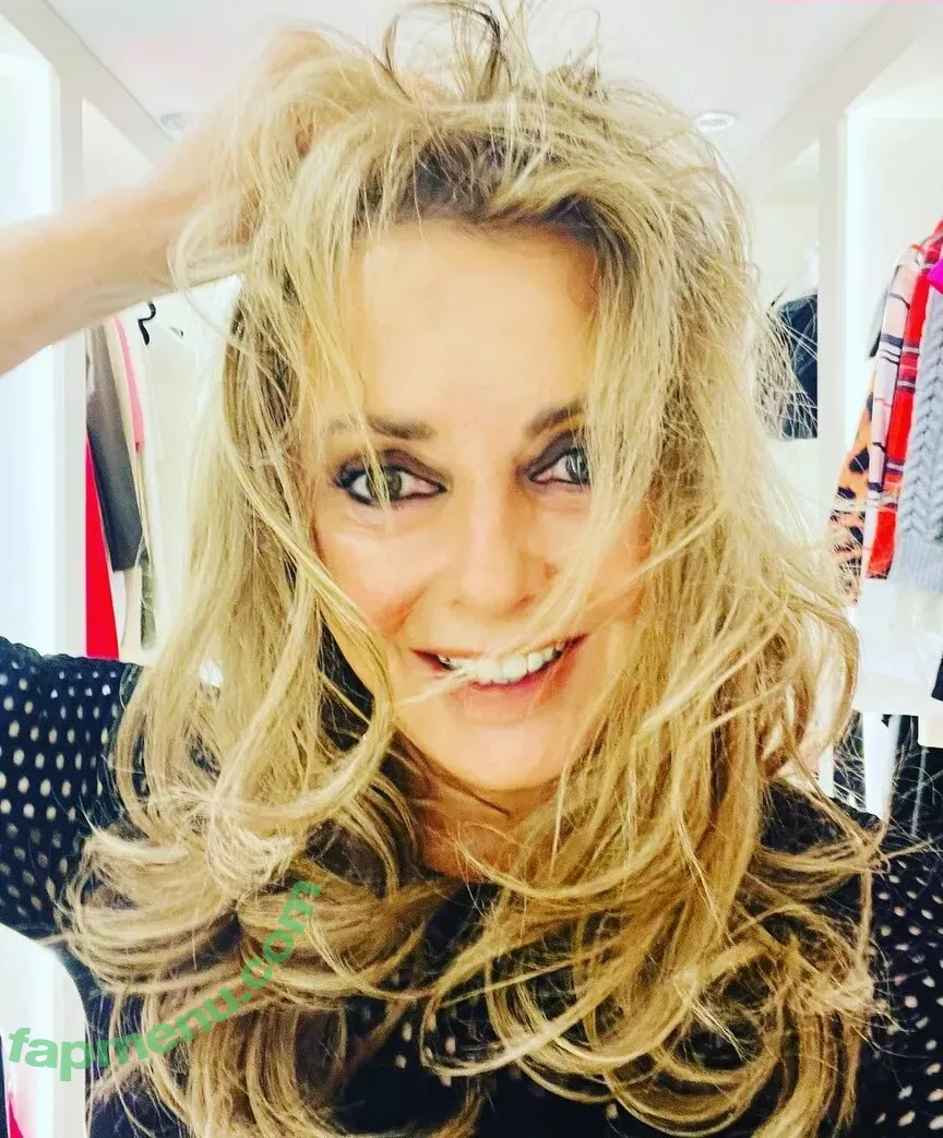 Carol Vorderman nude photo #0812 (carolvorders)