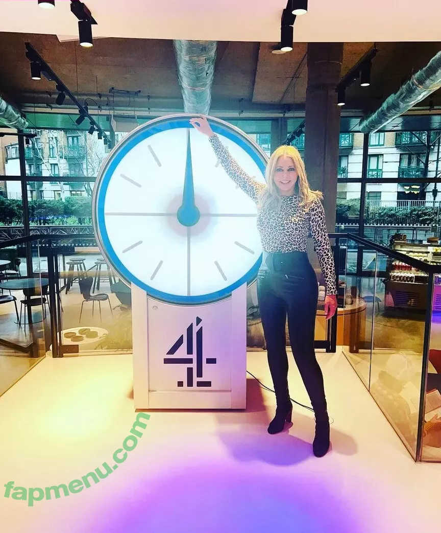 Carol Vorderman nude photo #0843 (carolvorders)