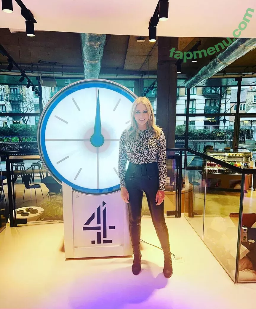 Carol Vorderman nude photo #0844 (carolvorders)