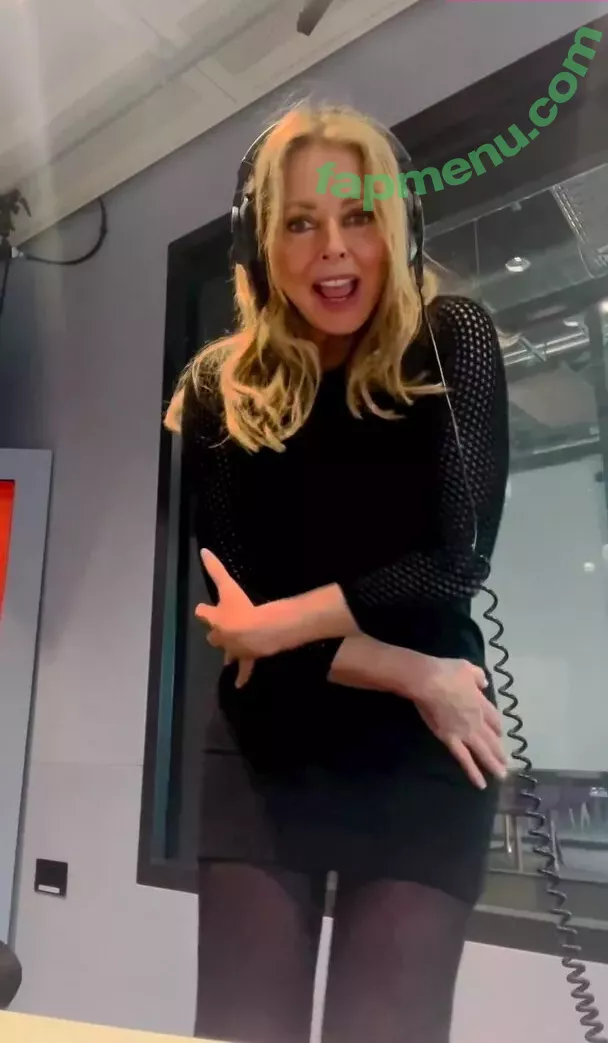 Carol Vorderman nude photo #0874 (carolvorders)