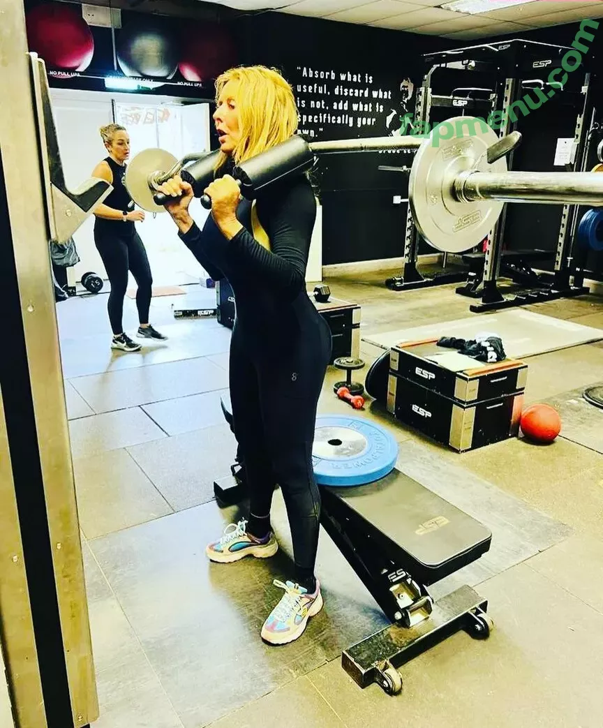 Carol Vorderman nude photo #0877 (carolvorders)