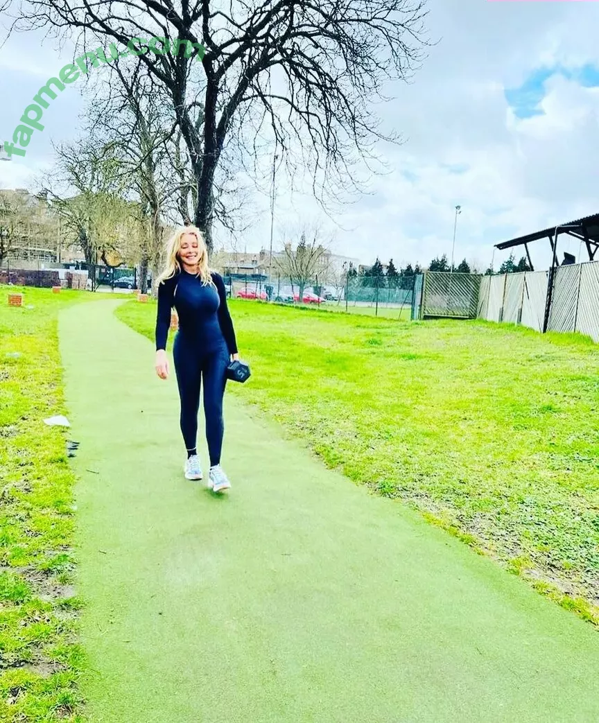 Carol Vorderman nude photo #0878 (carolvorders)