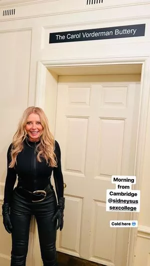 Carol Vorderman / carolvorders nude photo #1282