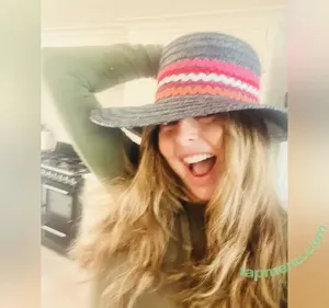 Carol Vorderman / carolvorders nude photo #1794