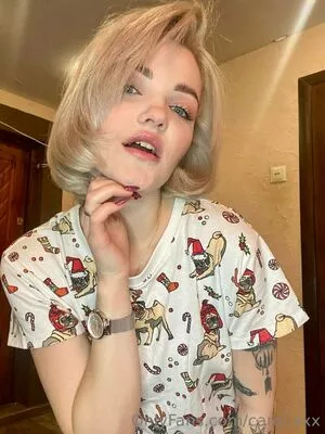 carol.xxx / carollinejane123742 nude photo #0081