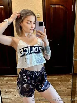 carol.xxx / carollinejane123742 nude photo #0133