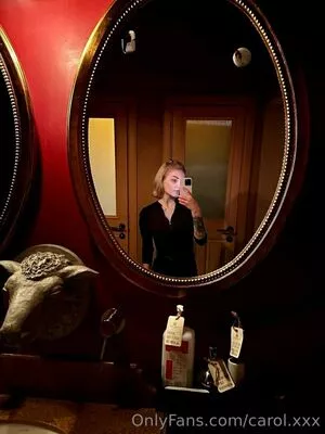 carol.xxx / carollinejane123742 nude photo #0142