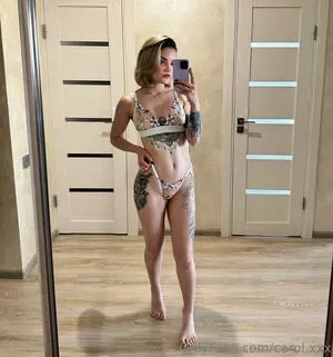 carol.xxx / carollinejane123742 nude photo #0230