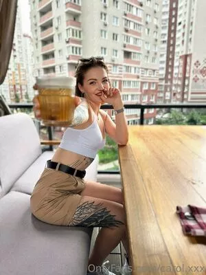 carol.xxx / carollinejane123742 nude photo #0273