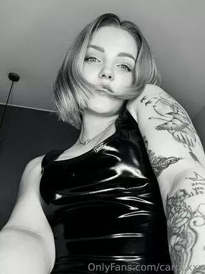 carol.xxx / carollinejane123742 nude photo #0300