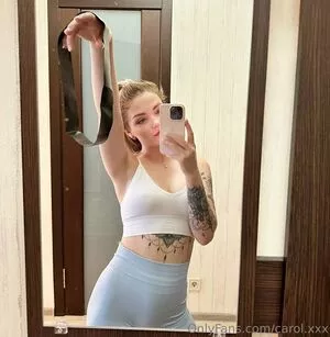 carol.xxx / carollinejane123742 nude photo #0315