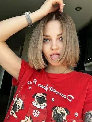 carol.xxx / carollinejane123742 nude photo #0373