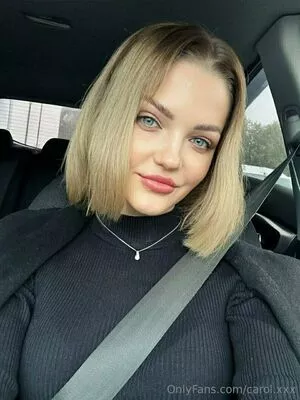 carol.xxx / carollinejane123742 nude photo #0384